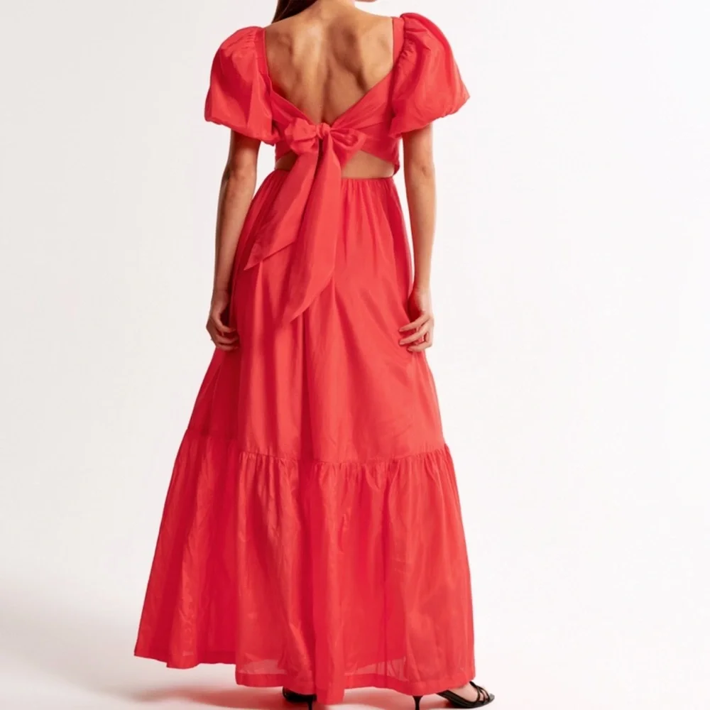 Abercrombie & Fitch Red Smocked Tiered Maxi Dress - Picture 3 of 3